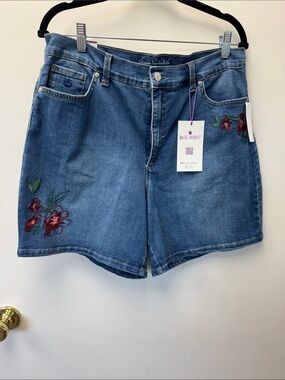 Gloria Vanderbilt Blue Denim Shorts with Red Floral Embroidery